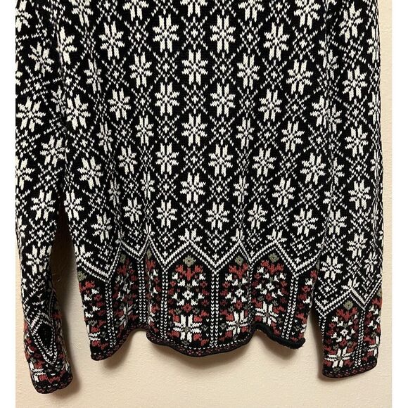 Nomadic Traders Fair Isle Snowflake Berry Holiday Zip Cardigan Black White Red M - Picture 5 of 15